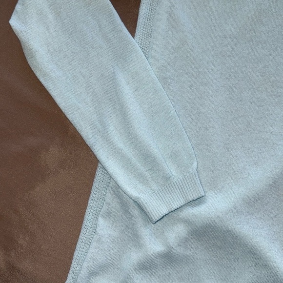 GAP Soft Minty Blue Linen V-Neck Tunic Sweater Ribbed Side Insets Vented Hem - Picture 12 of 12